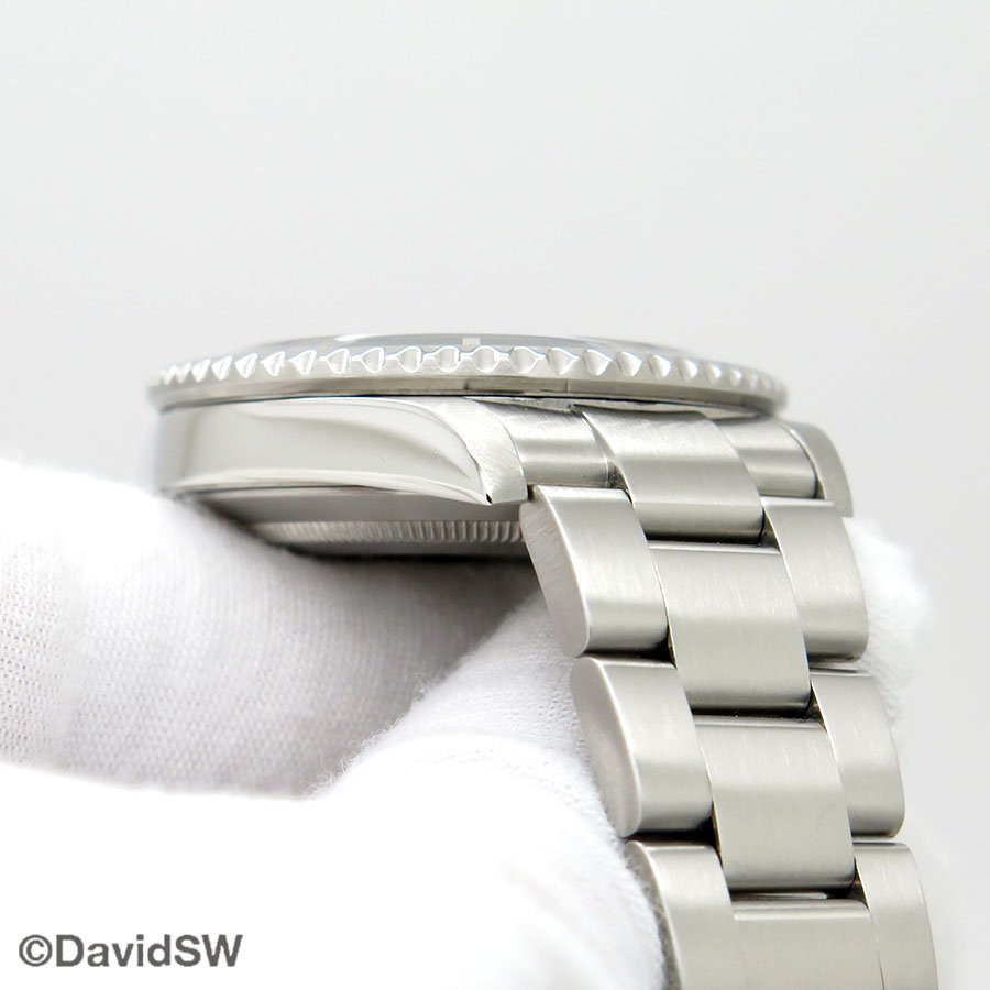 Rolex 16610LV Submariner “Flat 4” - Image 9