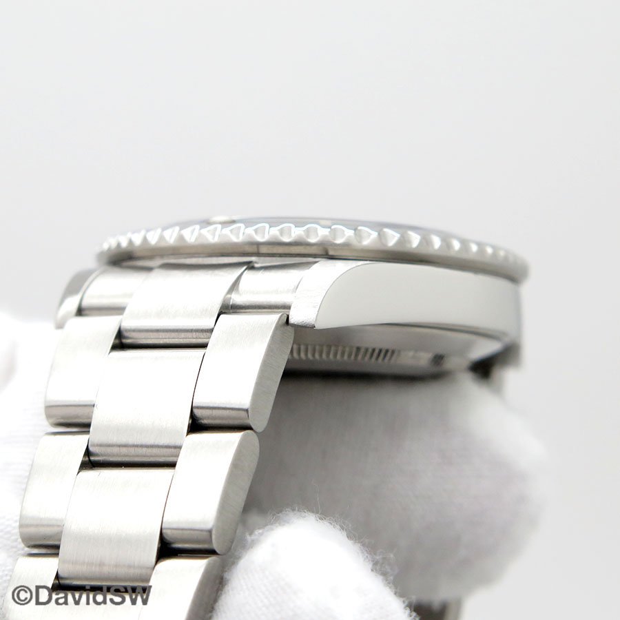 Rolex 16610LV Submariner “Flat 4” - Image 6