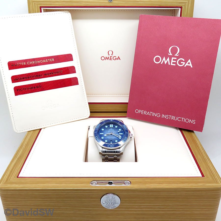 Omega Seamaster Diver 300m “Summer Blue” - Image 2