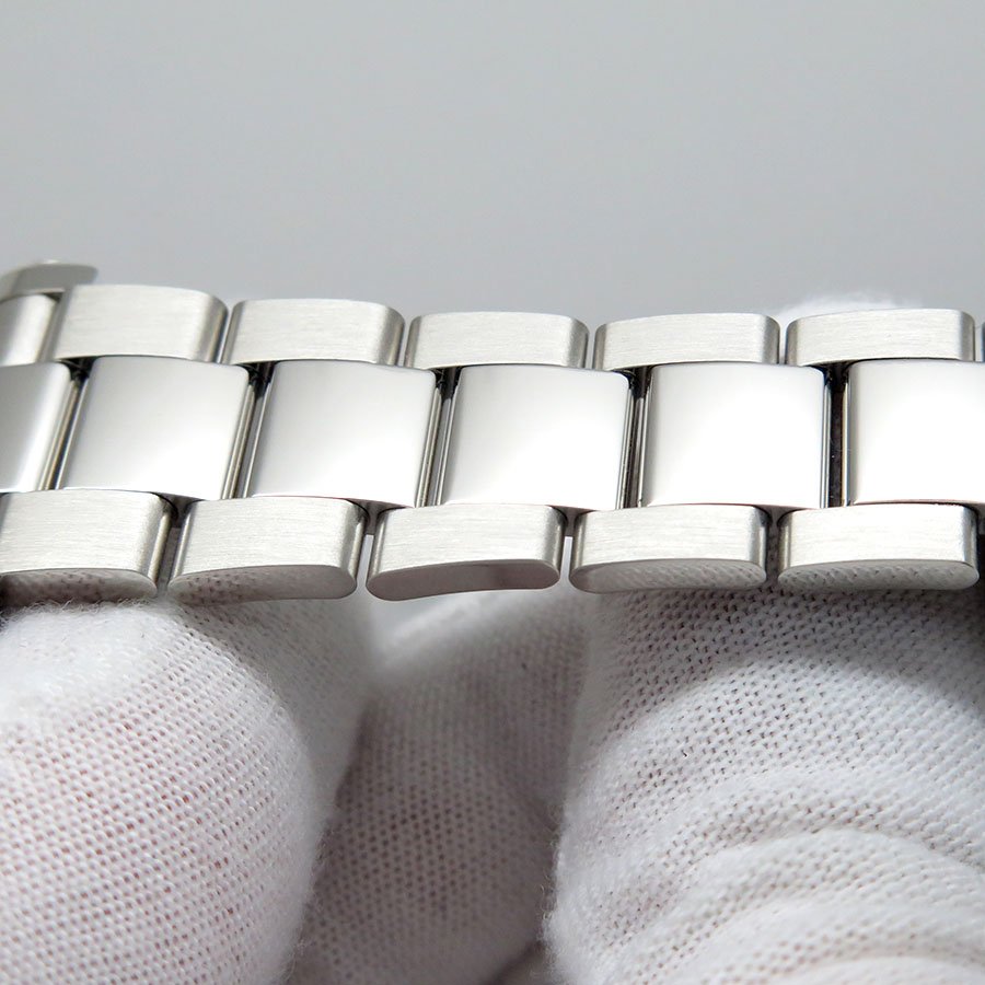 Rolex 126506 Cosmograph Daytona Platinum with Ice Blue Diamond Baguette Dial - Image 9