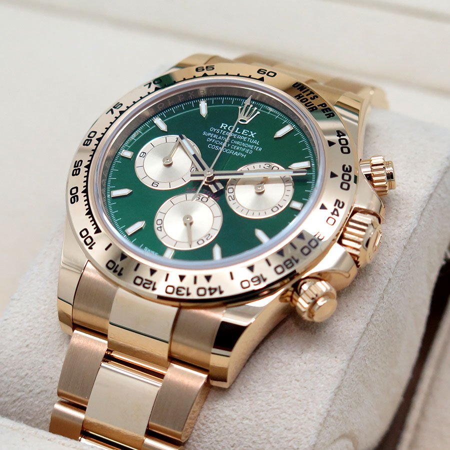 Rolex 126508 Cosmograph Daytona 18K Yellow Gold with Green and Gold Dial - Image 4