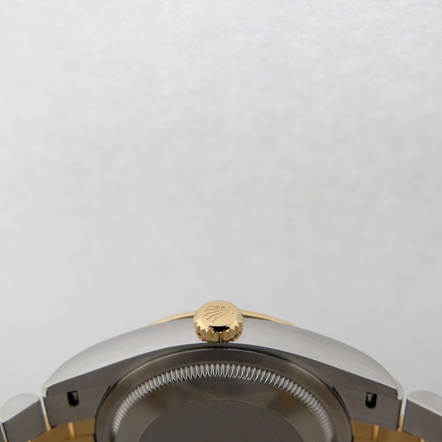 Rolex 126233 Datejust 18K/SS with Olive Green Roman Diamond VI/IX Dial on Jubilee - Image 3