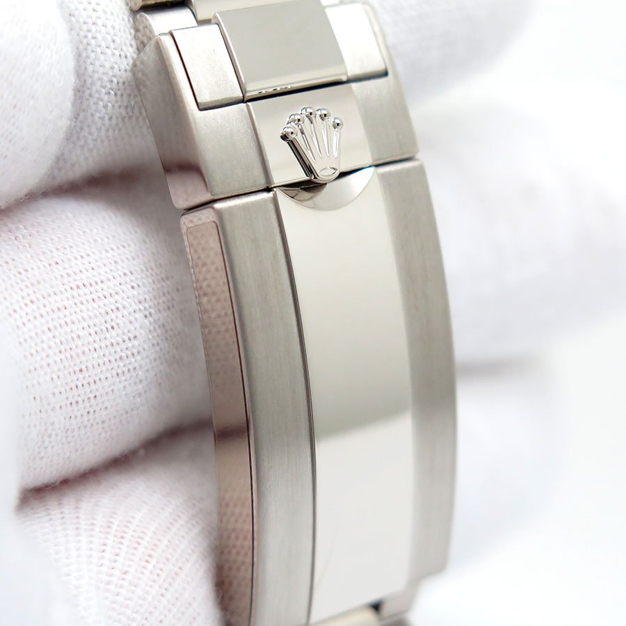 Rolex 126619LB Submariner 41 18K White Gold - Image 7